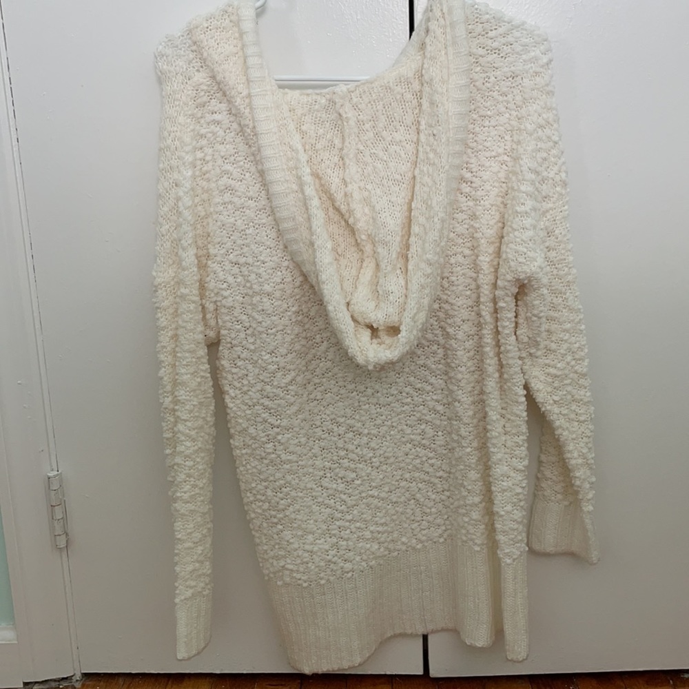 American Rag sweater - Picture 3 of 3